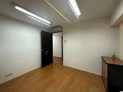 Heng Loong Building (D23), Factory #555804101
